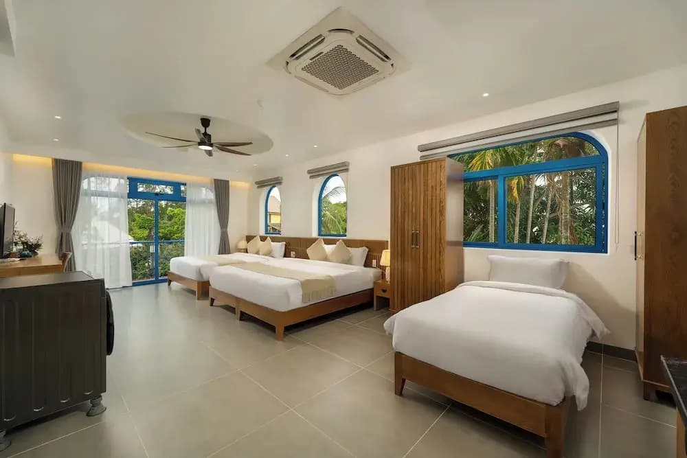 The Linh Coastline Villa - photo 25