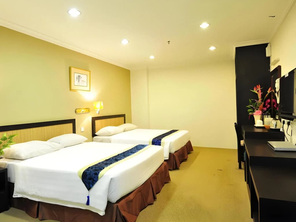 Hallmark Hotel Leisure - photo 3