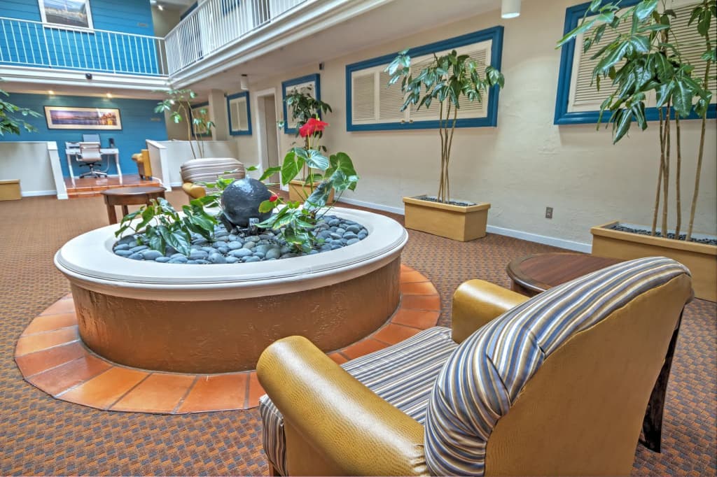 Suites At Fishermans Wharf - photo 2