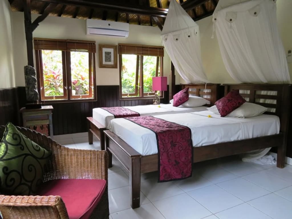 Sama's Cottages and Villas - photo 4