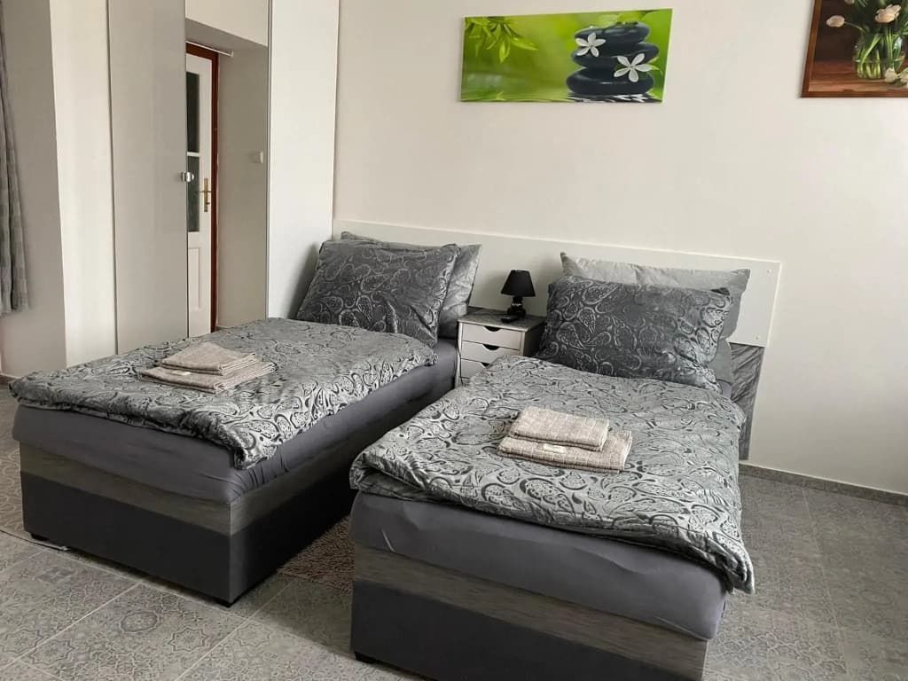 Tulip Apartment - photo 32