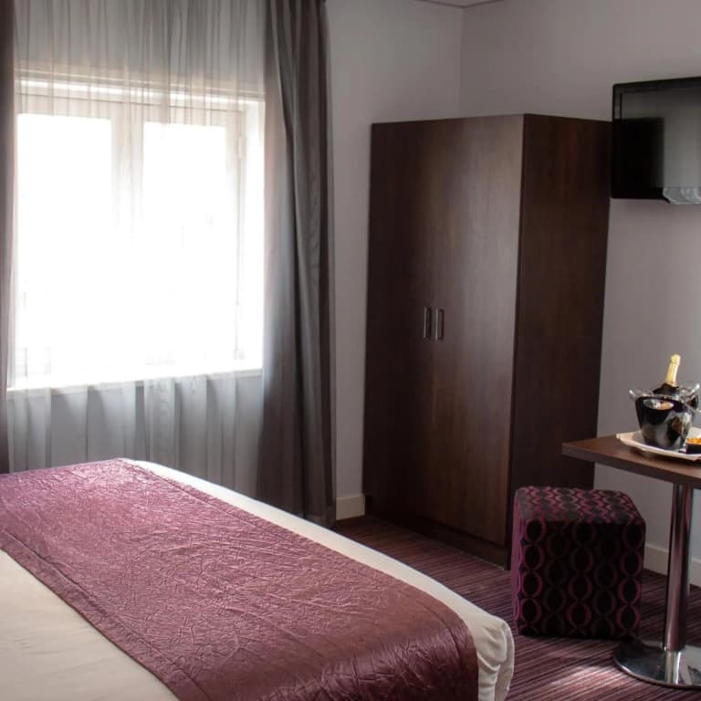 Hotel Luxer - photo 6