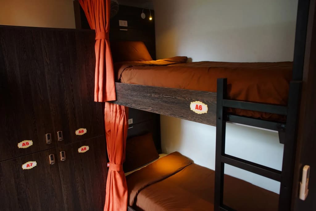 V Hostel - photo 3
