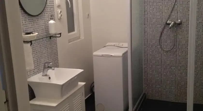 Lonyay Apartment - photo 9