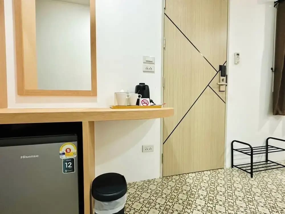 The Cozy 77 - No Parking - photo 14