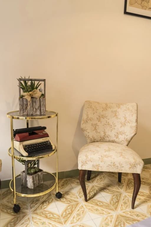 Corner 8 - photo 10