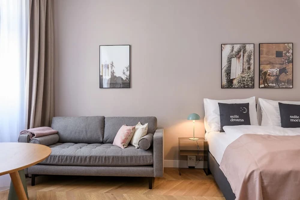 Limehome Vienna Karajangasse - photo 32