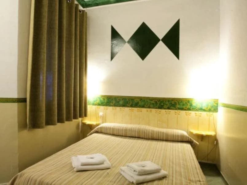 Hostal Que Tal - photo 16