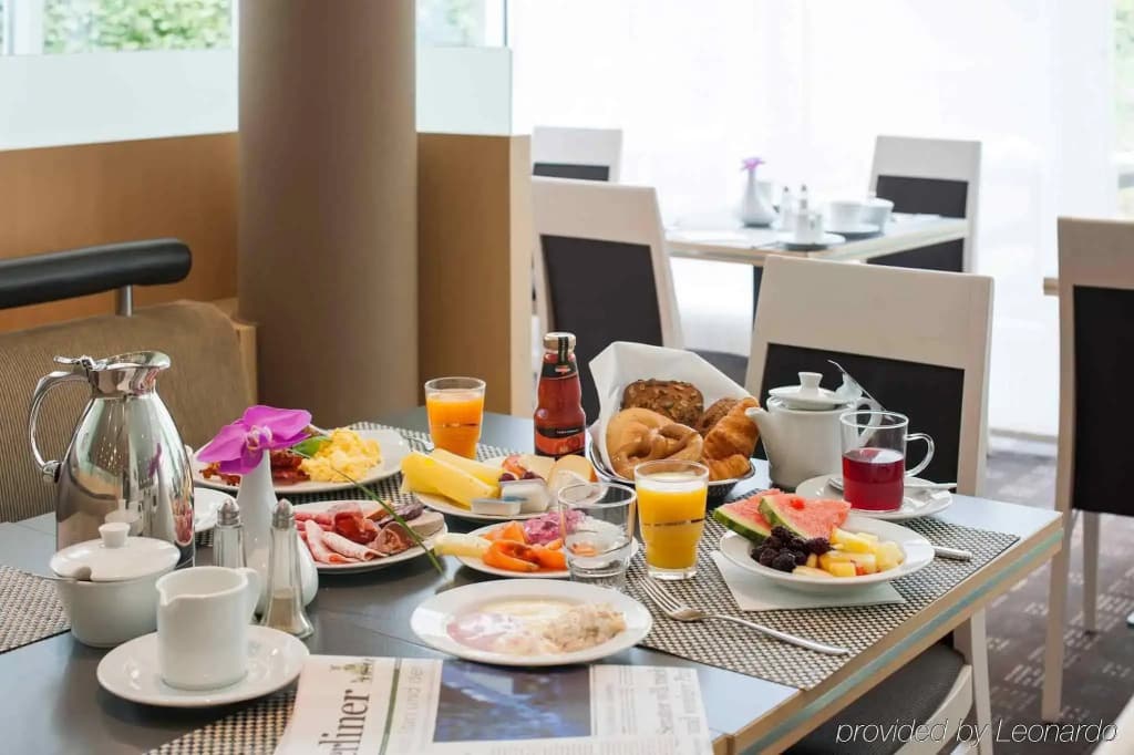 Mercure Hotel Berlin City - photo 12