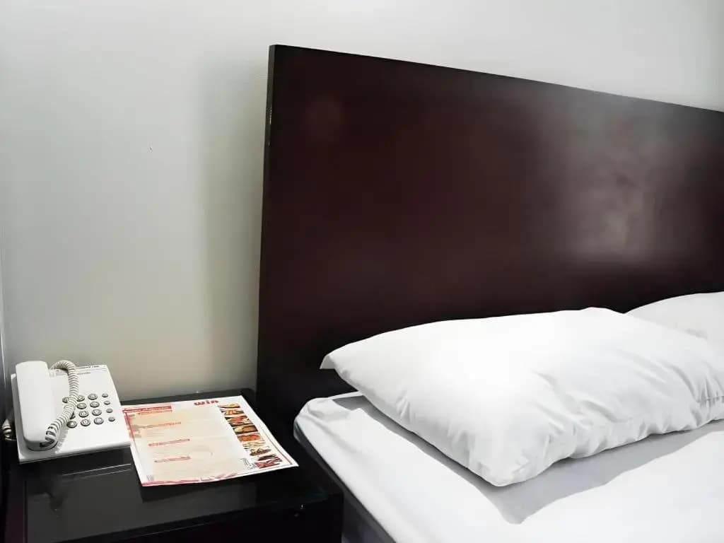 Win Hotel Blok M - photo 24