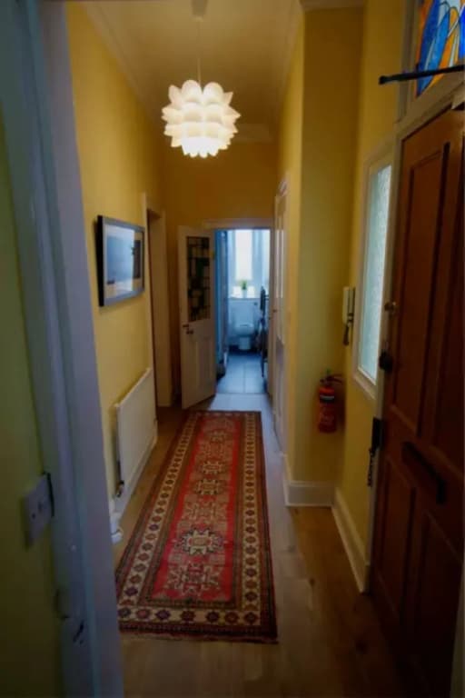 Traditional Edinburgh City Centre Flat - photo 8