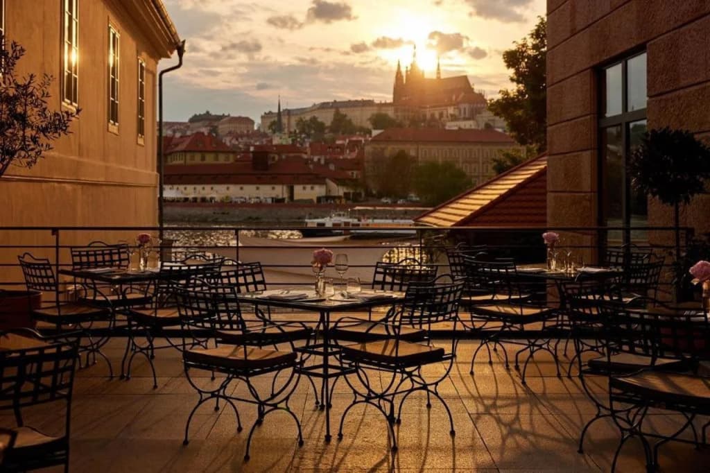 Four Seasons Prague Hotel  - photo 18