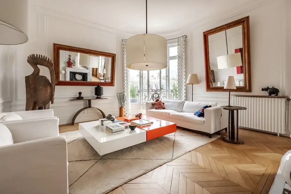 Prestigious Apartment Near the Trocadero - photo 3