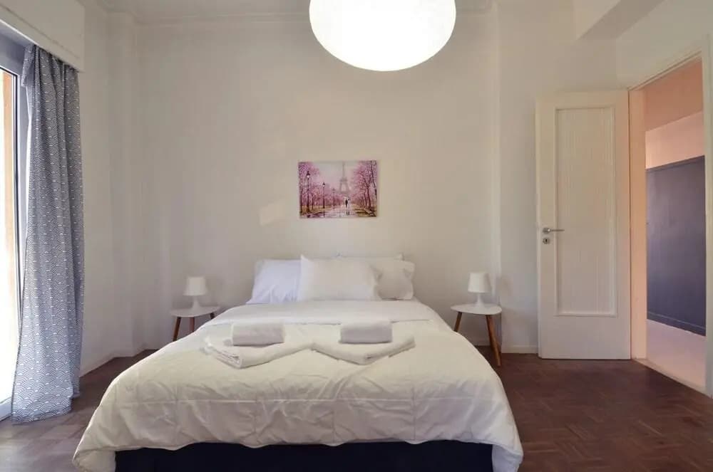 Kerameikos, a lovely apartment - photo 4