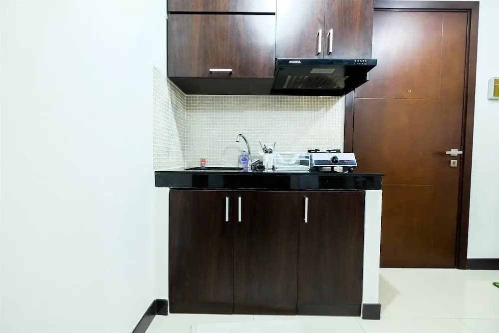 1BR Sky Terrace Lagoon Condo Apartment near Daan Mogot Mall - photo 12