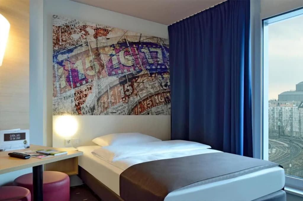 B&B Hotel Berlin-Alexanderplatz - photo 36