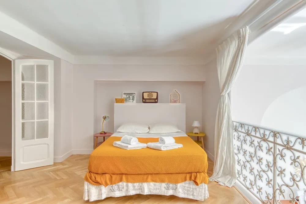 Stylish Apartement In Historical Residence - photo 6