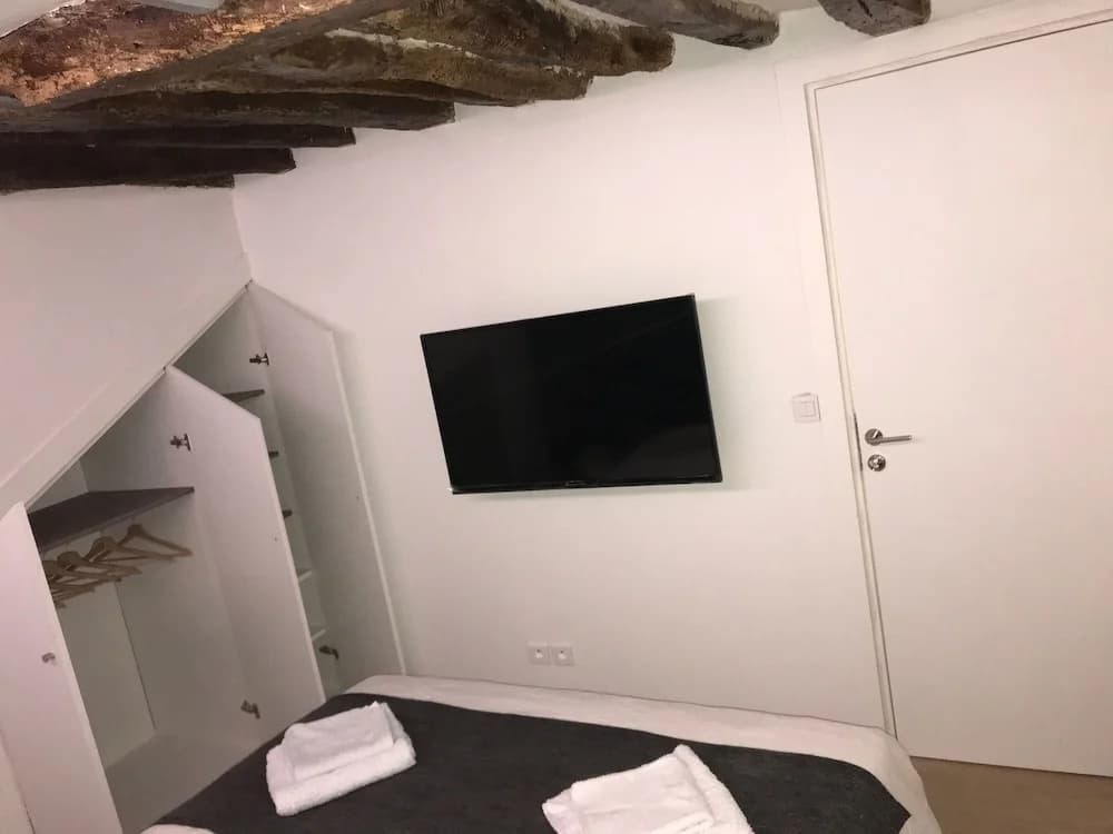 Exclusive New Apartment Heart Paris - photo 4