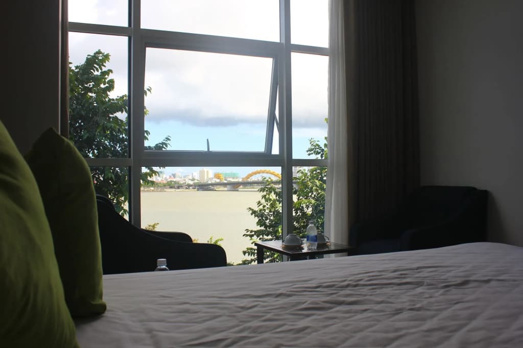 Pariat River Front Hotel - photo 7