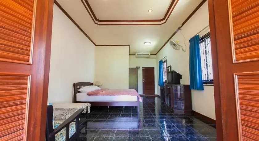 Baan Boonsom Guesthouse - photo 2