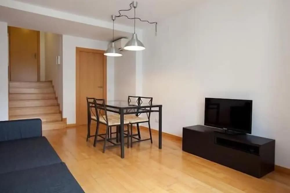 Park Guell Apartments - photo 25