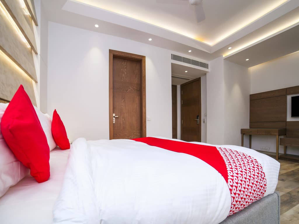OYO 23088 Hotel Dev Palace - photo 3