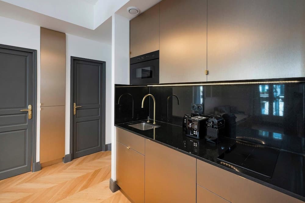 Sublim Ac-3 BDR Montaigne/arc de Triomphe - photo 9