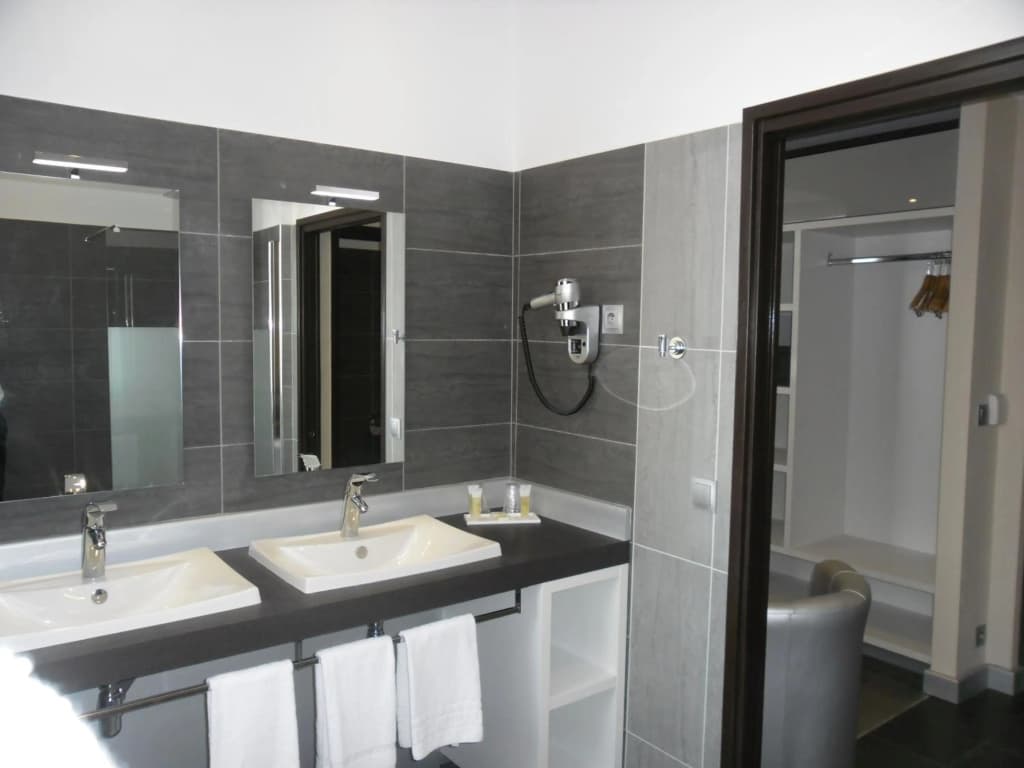 Le Saint Paul Hôtel - photo 33