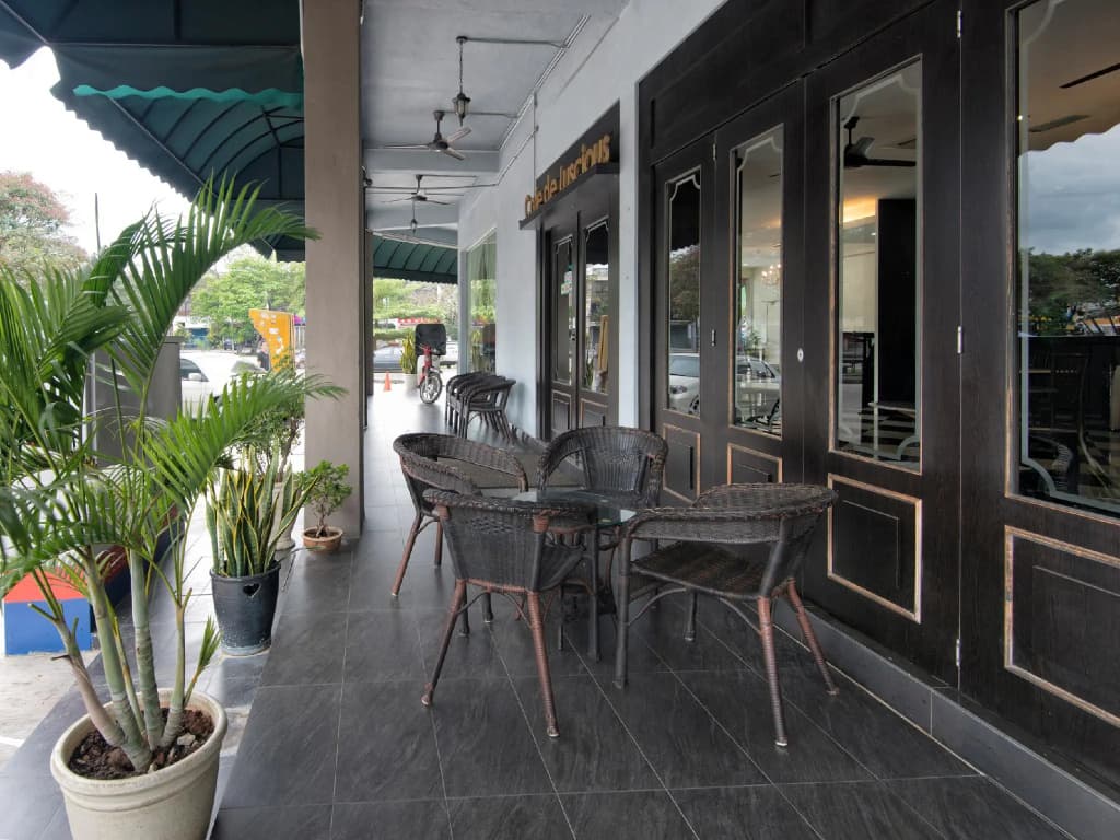 Luscious Hotel - photo 15