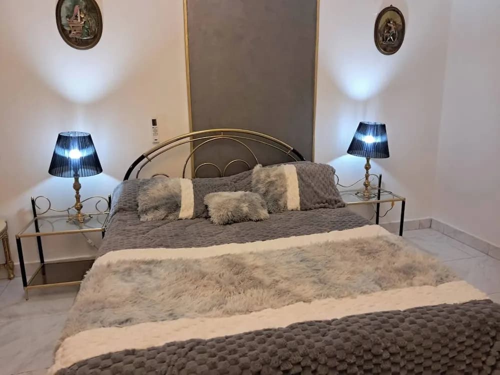 Spacious 3-bedroom Apartment With Balcony in Abbas el Akkad With City View - photo 2