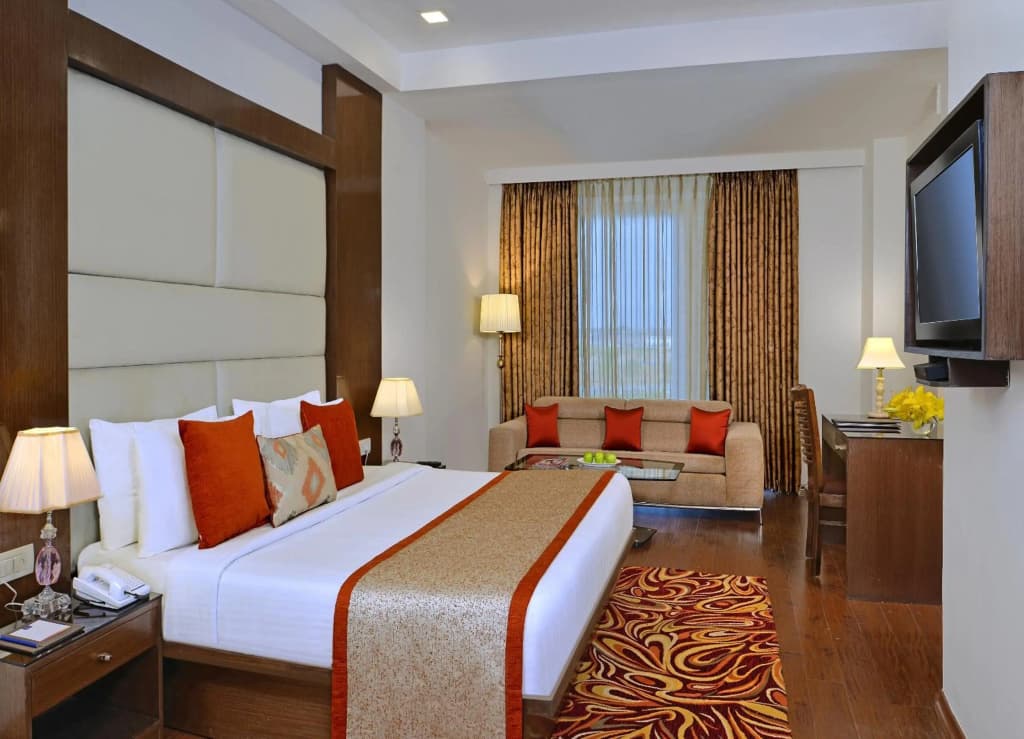 Taurus Sarovar Portico - photo 3
