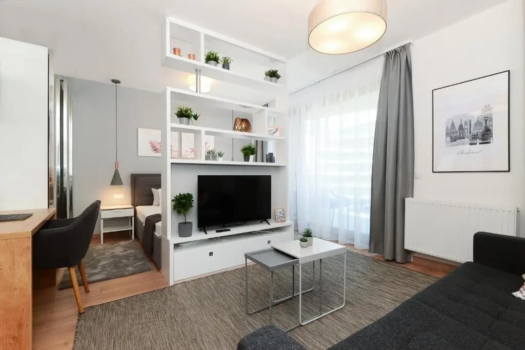 Silver Home Apartments - main photo