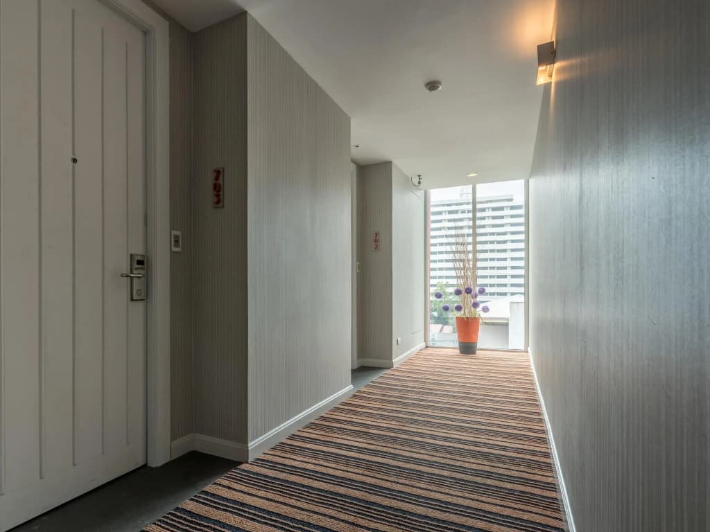 Hotel Solo Sukhumvit 2 - photo 13
