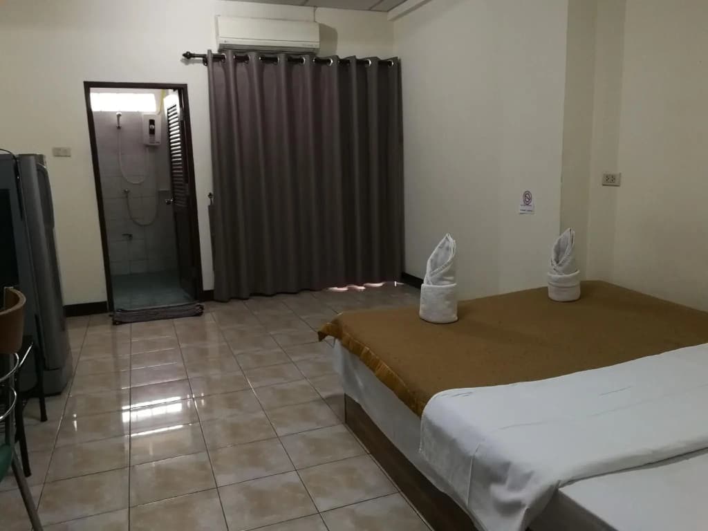 Soi 5 Apartment - photo 10