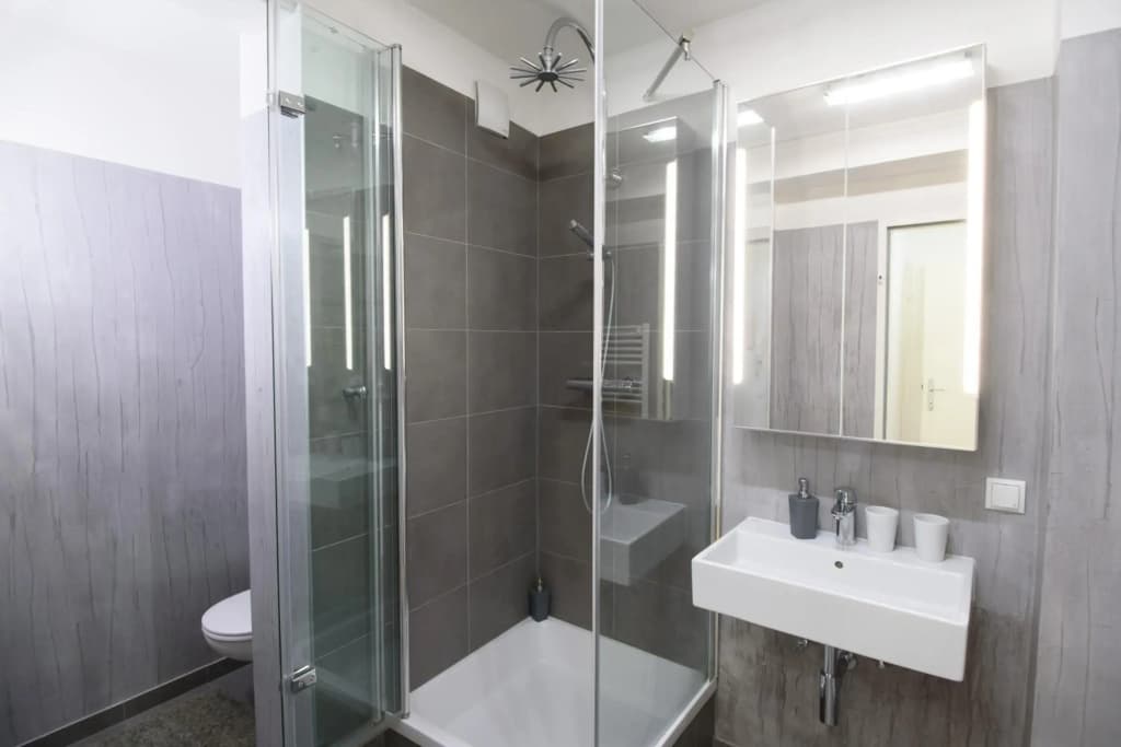 Design Apartment - Centrally located - photo 9