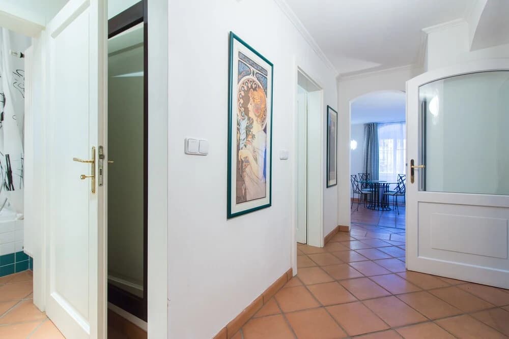 Grand Luxury Apartment Attic Hroznova - photo 11