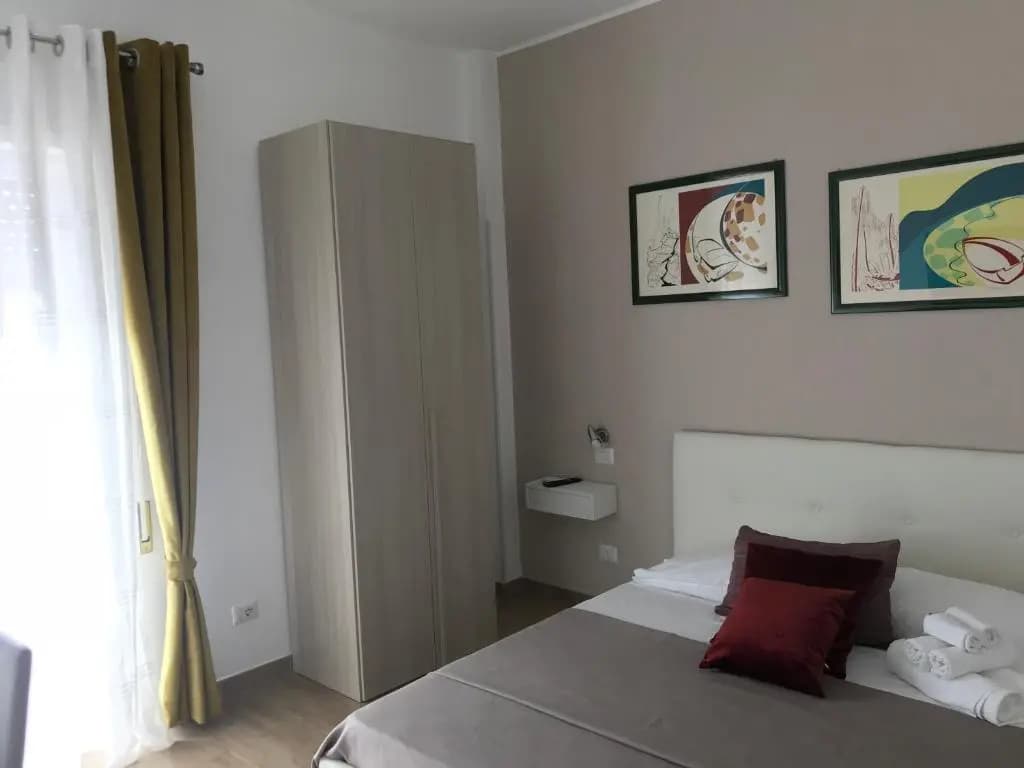 Juna's Guest House - photo 2