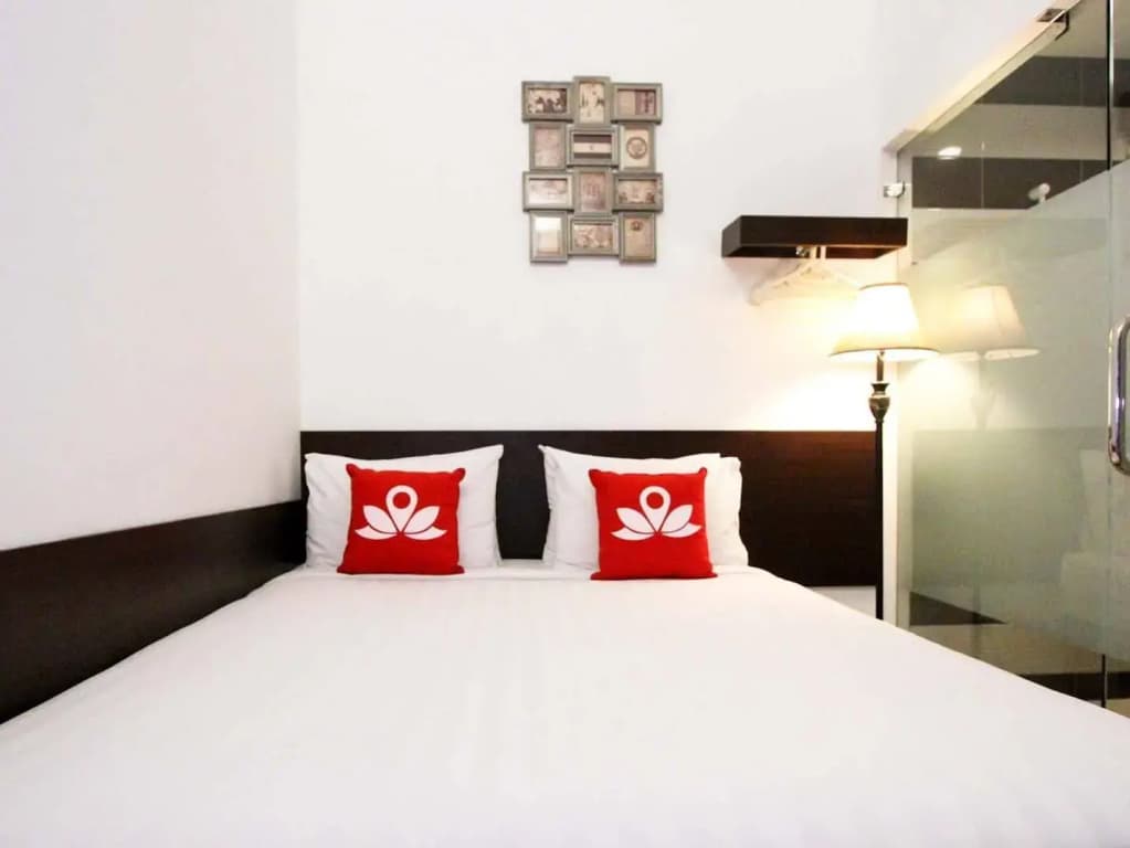 ZEN Rooms Menteng Cikini - photo 2