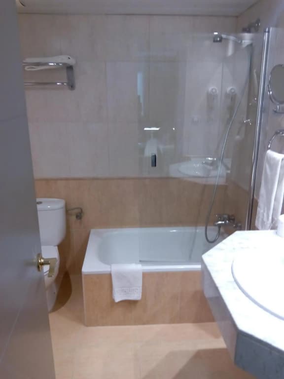 Hotel Moderno Barcelona - photo 42