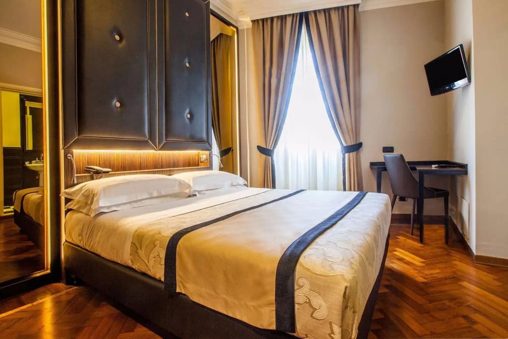 Hotel Lombardia - photo 12