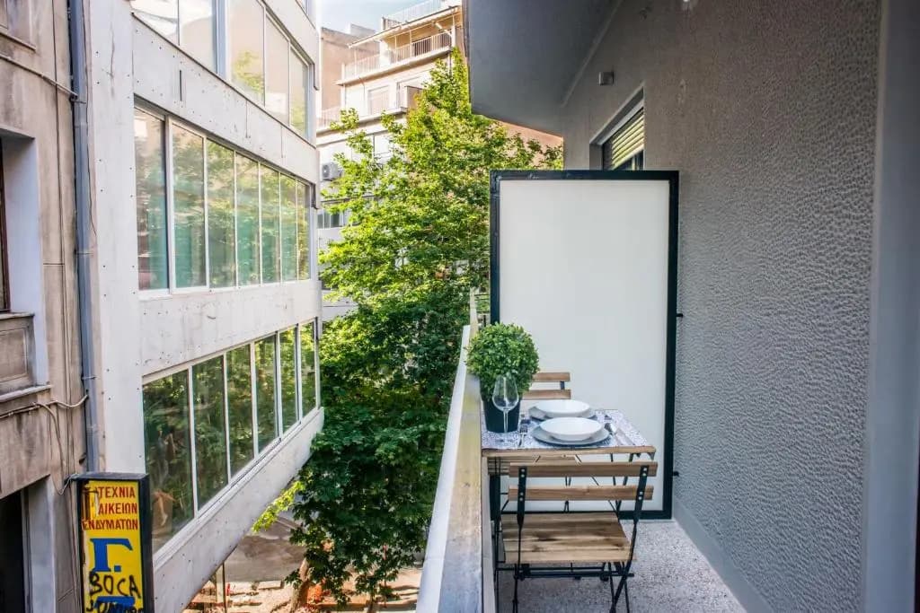 A25 Pristine & Sunny flat with balcony at downtown Athens - photo 9