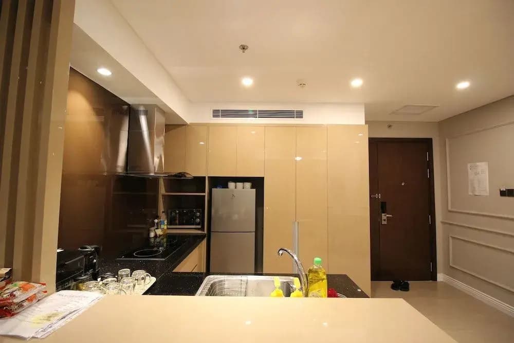 Neo Classic Condo - photo 26