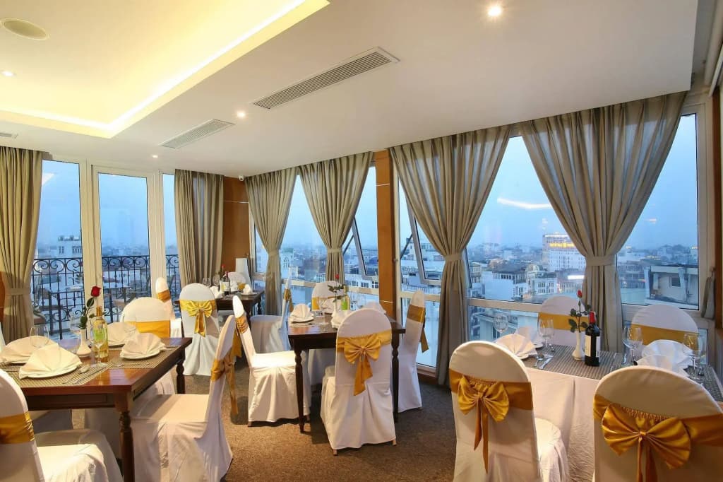 L’Signature Hanoi Hotel - photo 14