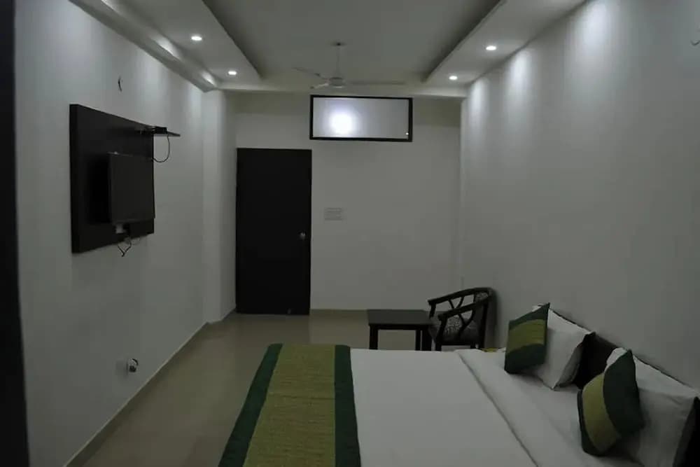 Hotel Aravali Inn - photo 11