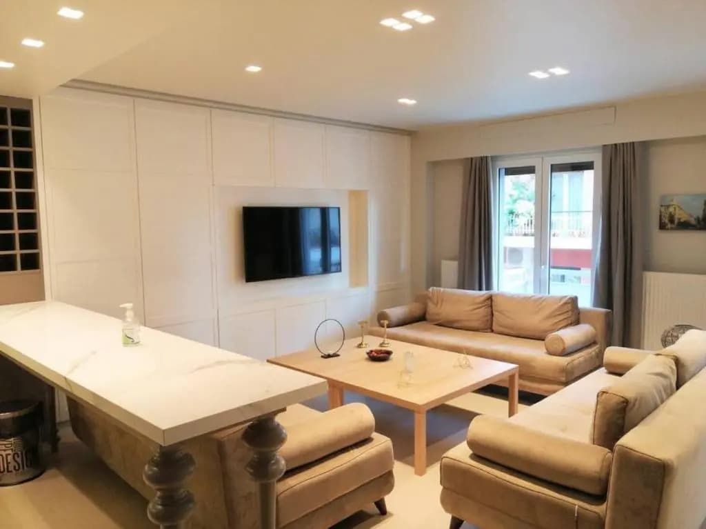 Luxurious Apartment in Acropolis - photo 3