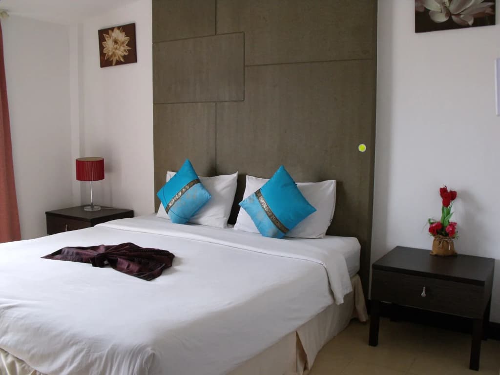BGW Phuket - Hostel - photo 6