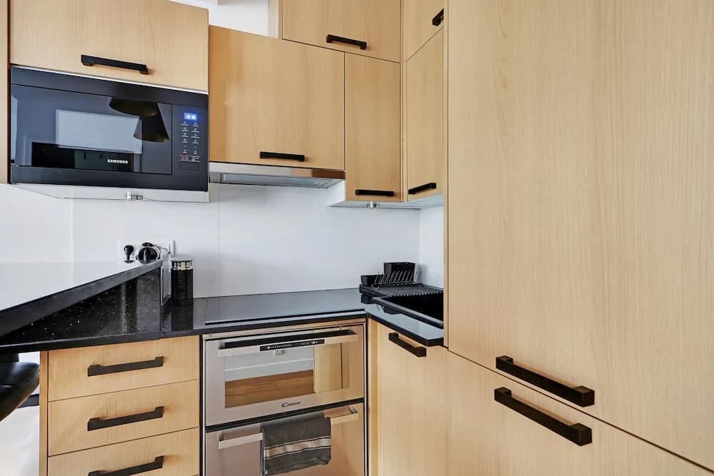 Modern Brunel Classic 1 Bed Apt With Balcony in Paris - photo 9