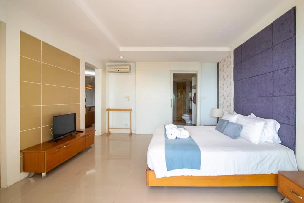 Royal Beach View Suites - photo 47