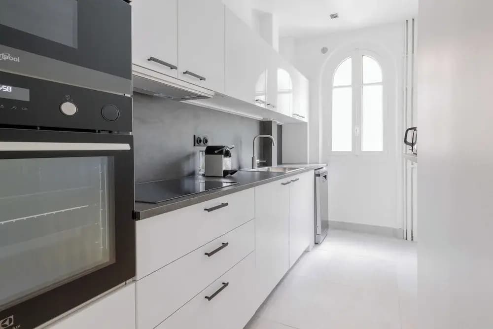 Charming Apartment - 2br/4p - Beaugrenelle - photo 10