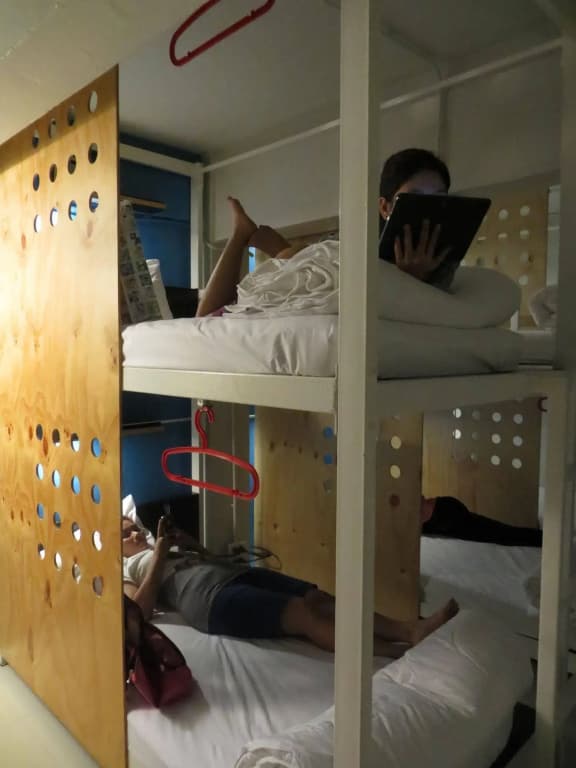 OYes Hostel - photo 3